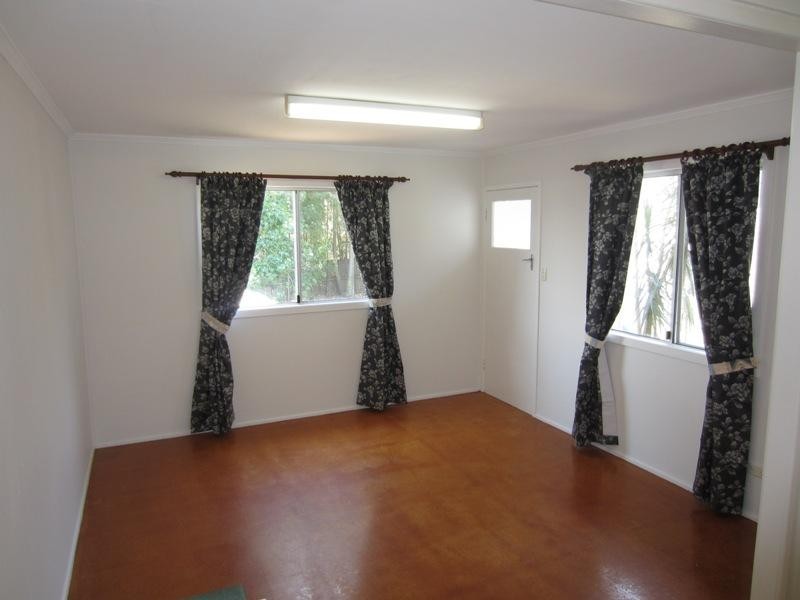 8 Everett Street, Upper Mount Gravatt QLD 4122