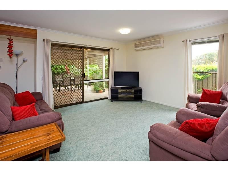 15 Goorari Street, Eight Mile Plains QLD 4113