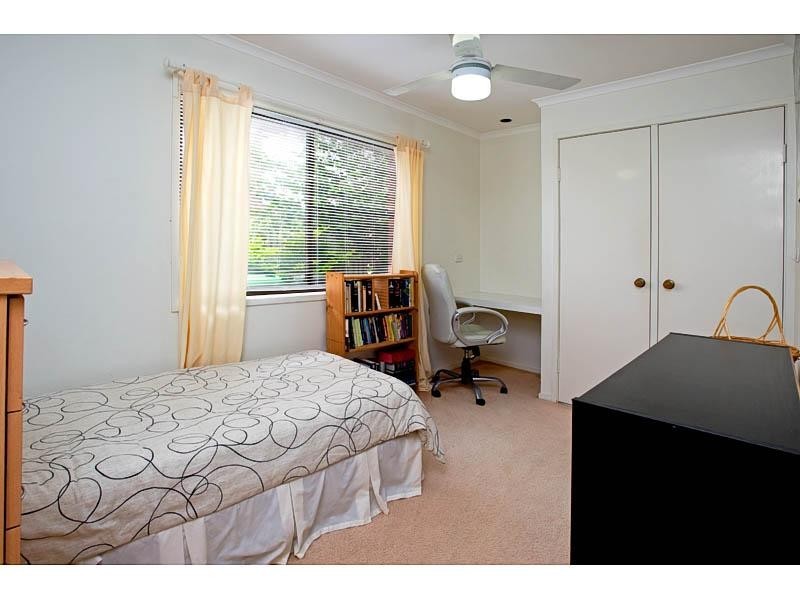 15 Goorari Street, Eight Mile Plains QLD 4113