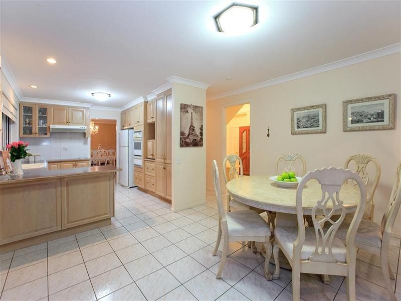 43 Wisteria Crescent, Mount Gravatt East QLD 4122