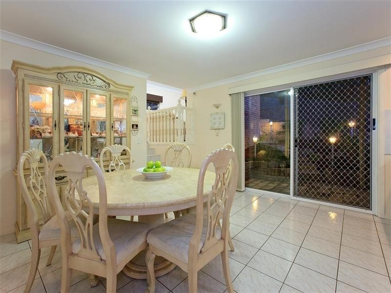 43 Wisteria Crescent, Mount Gravatt East QLD 4122