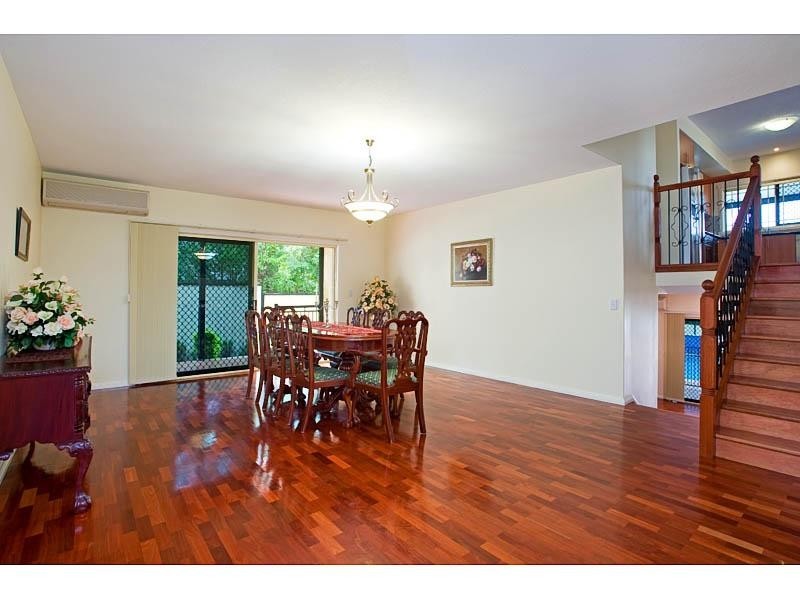 15 Frankenia Court, Regents Park QLD 4118