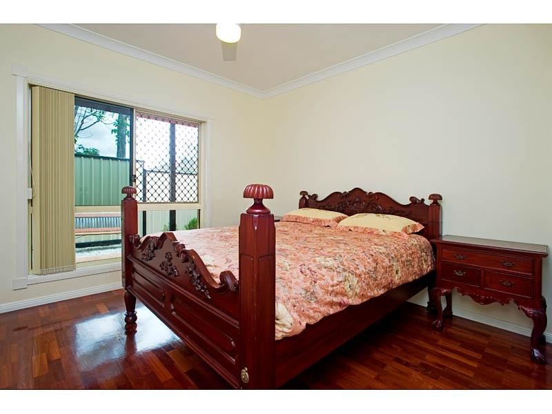 15 Frankenia Court, Regents Park QLD 4118