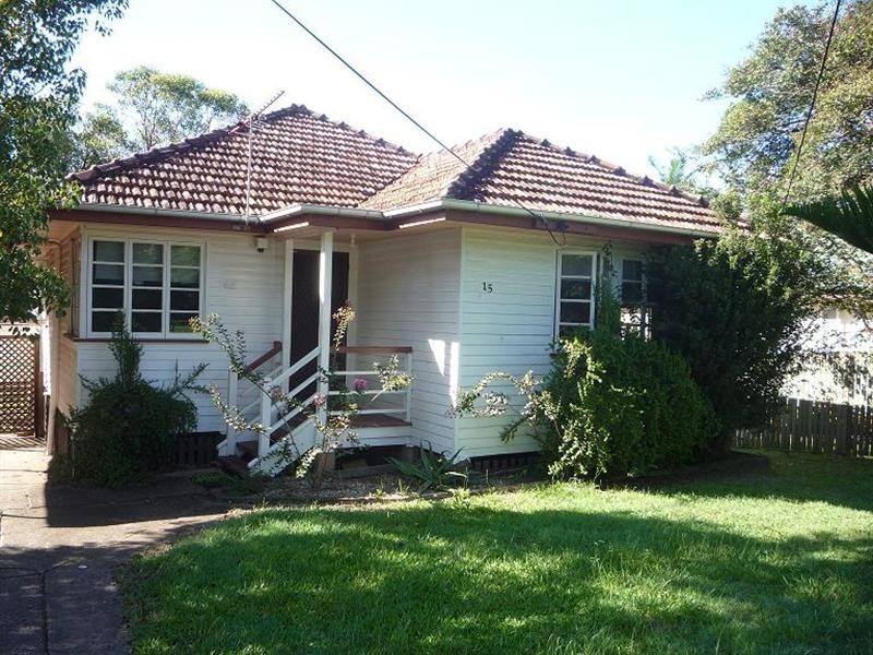 15 Pond Street, Mount Gravatt East QLD 4122