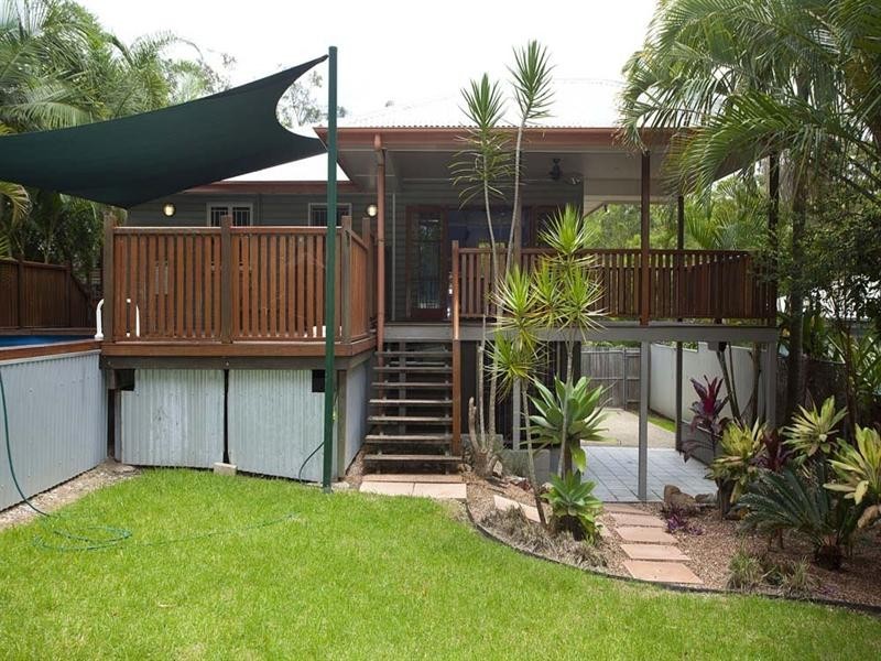 37 Carnelian Street, Holland Park QLD 4121