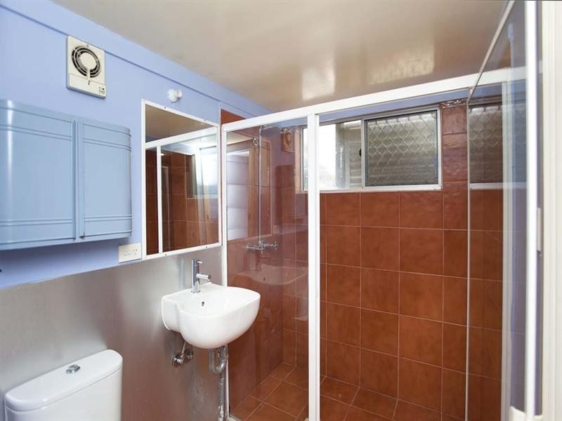 37 Carnelian Street, Holland Park QLD 4121