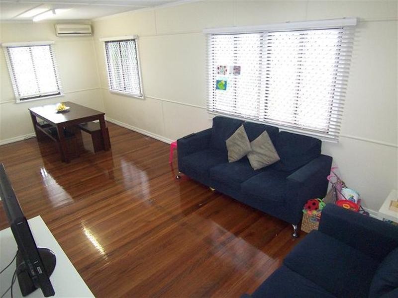 62 lindwall Street, Upper Mount Gravatt QLD 4122