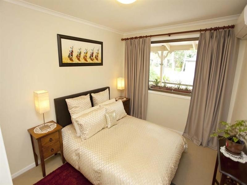 15 Winthrop Street, Wishart QLD 4122