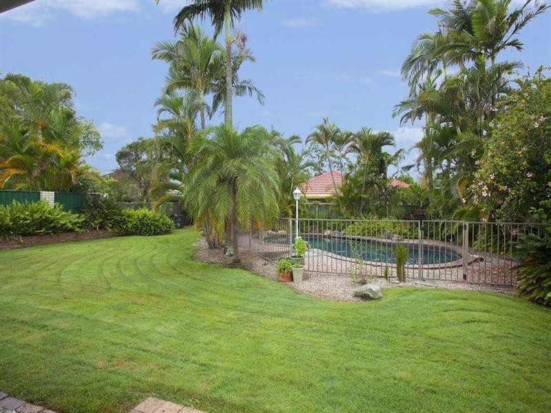 15 Winthrop Street, Wishart QLD 4122