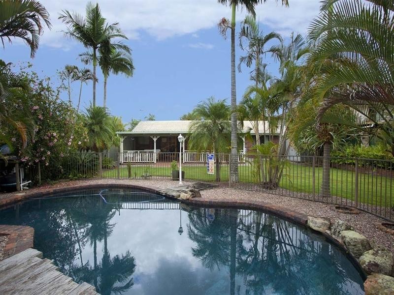 15 Winthrop Street, Wishart QLD 4122