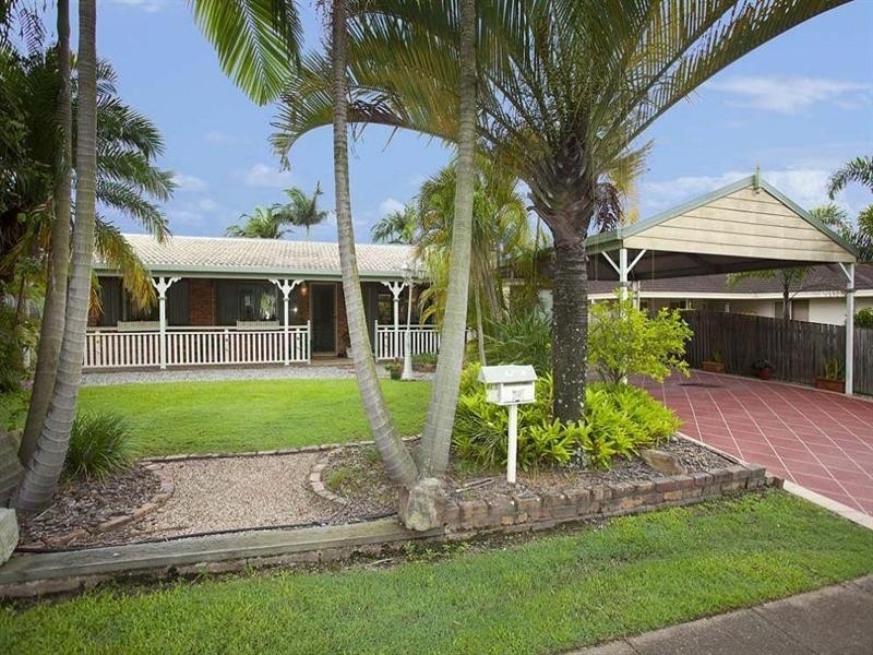 15 Winthrop Street, Wishart QLD 4122