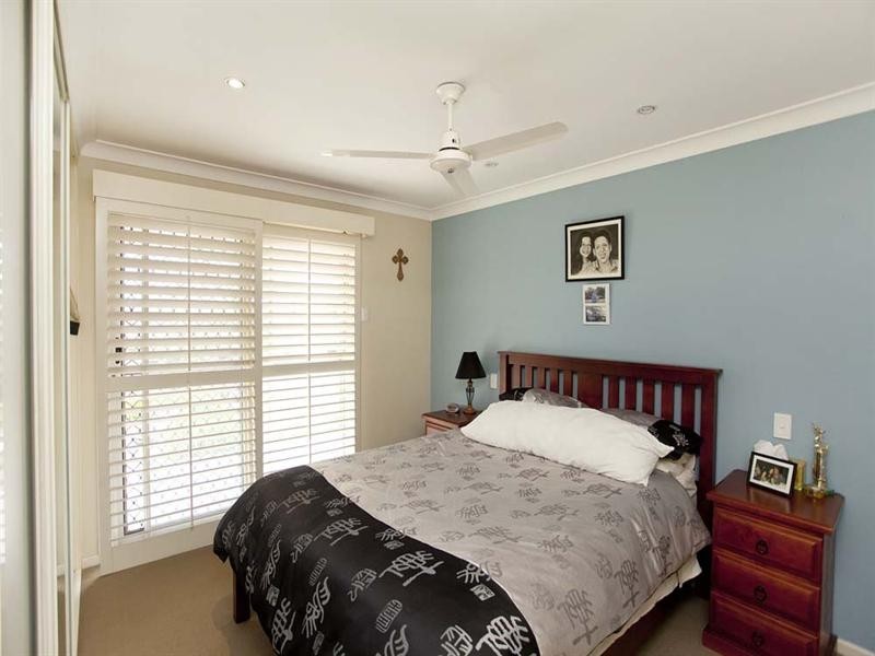 42 Tandanya Street, Mansfield QLD 4122