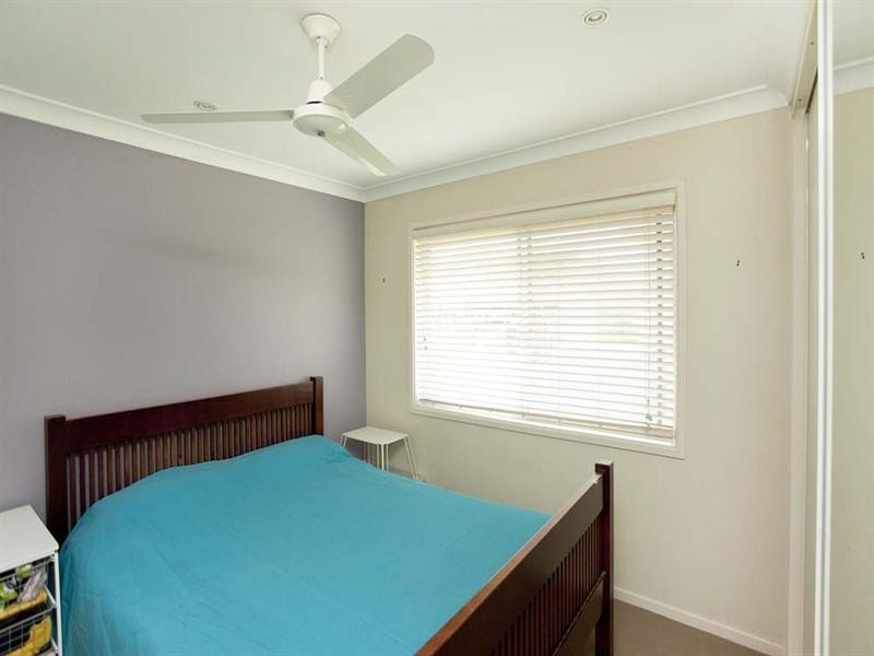 42 Tandanya Street, Mansfield QLD 4122