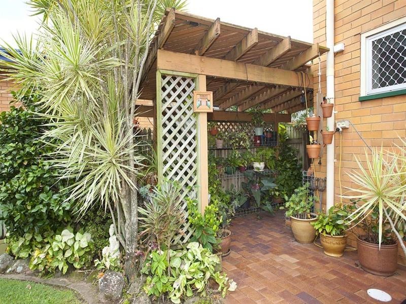 6 Menkira Street, Mansfield QLD 4122