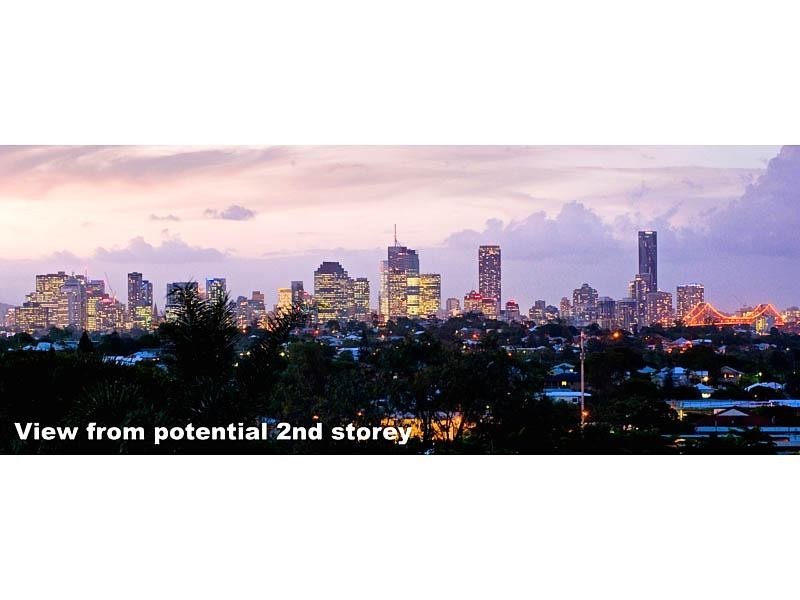 67 Macaulay Street, Coorparoo QLD 4151