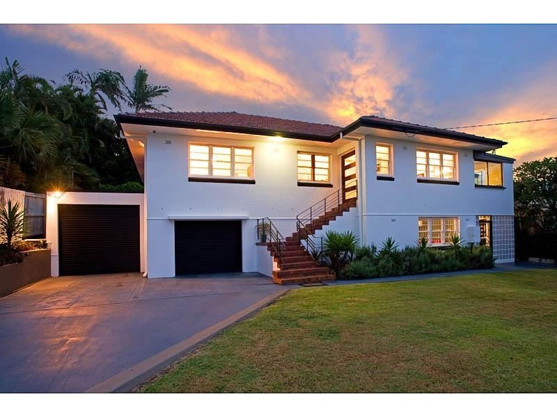 67 Macaulay Street, Coorparoo QLD 4151