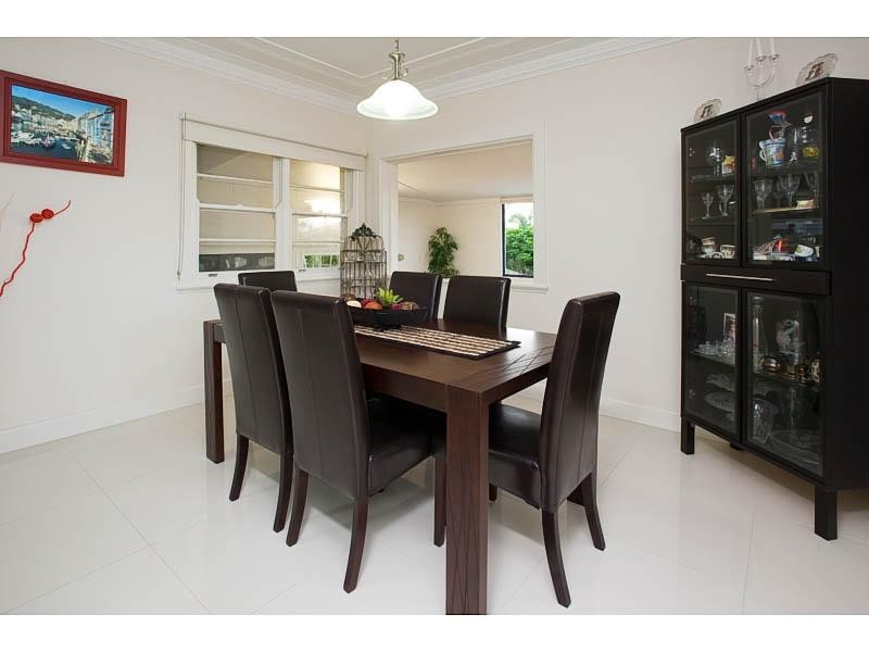 67 Macaulay Street, Coorparoo QLD 4151