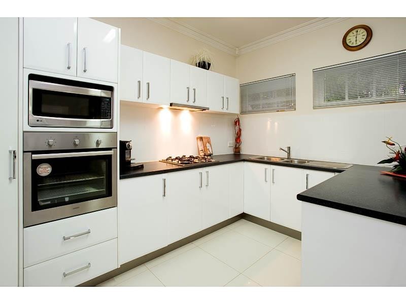 67 Macaulay Street, Coorparoo QLD 4151