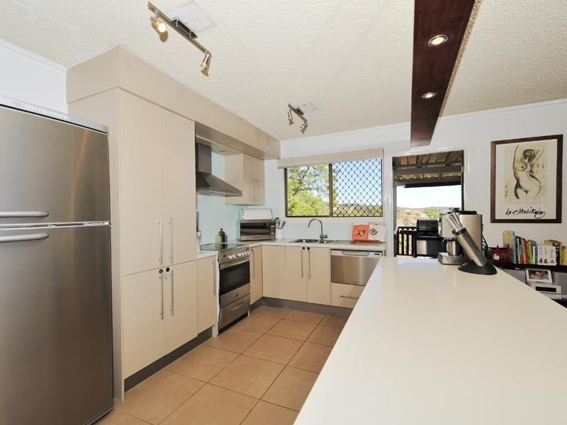 16 Bakewell Street, Mount Gravatt East QLD 4122