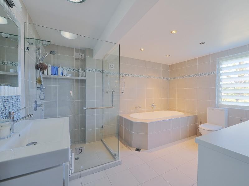 16 Bakewell Street, Mount Gravatt East QLD 4122