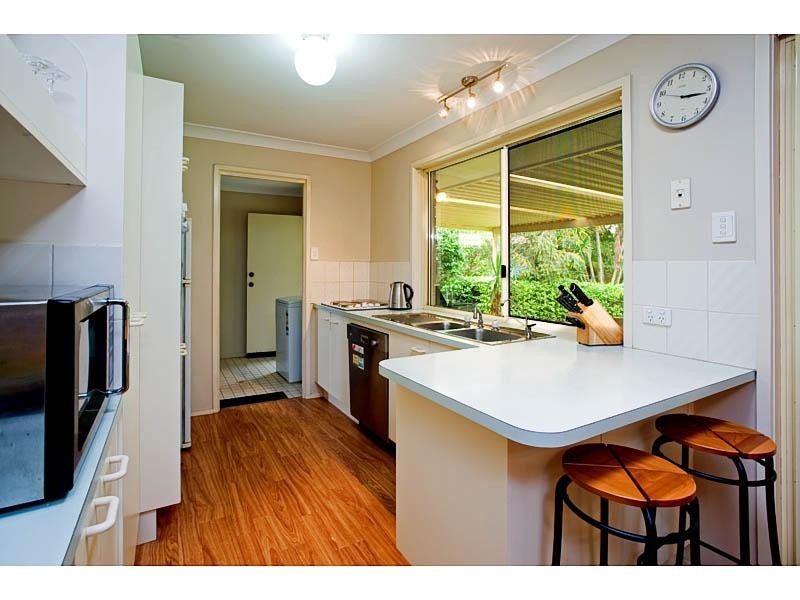 10 Pindari Crescent, Wishart QLD 4122