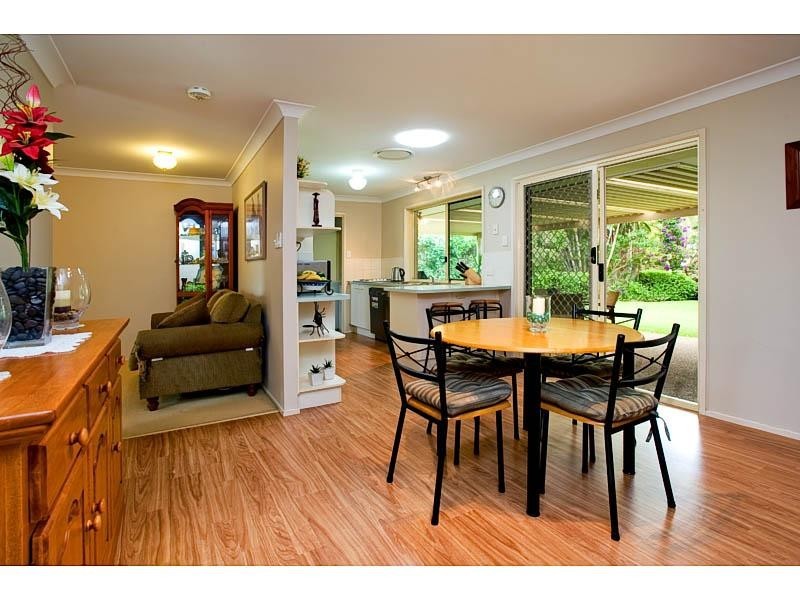 10 Pindari Crescent, Wishart QLD 4122