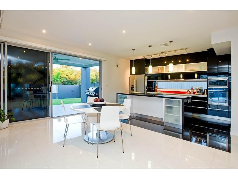 2 Barramul Place (Cnr Esplanade), Thornlands QLD 4164