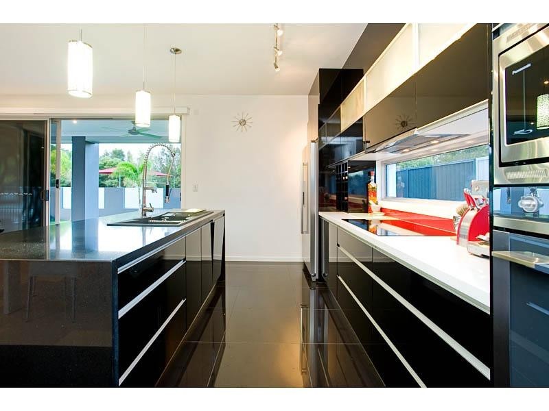 2 Barramul Place (Cnr Esplanade), Thornlands QLD 4164