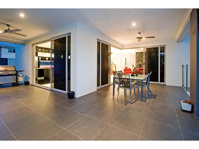 2 Barramul Place (Cnr Esplanade), Thornlands QLD 4164