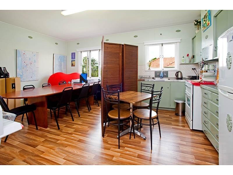 1651 Logan Road, Upper Mount Gravatt QLD 4122