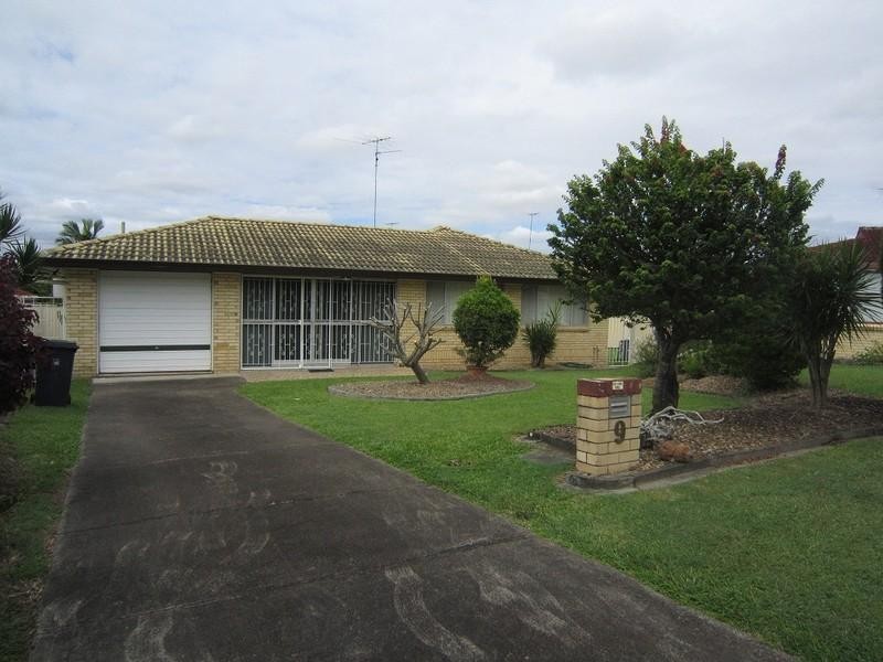 9 Iberis Street, Macgregor QLD 4109