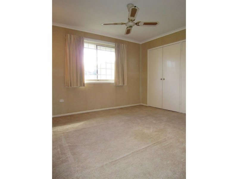 9 Iberis Street, Macgregor QLD 4109