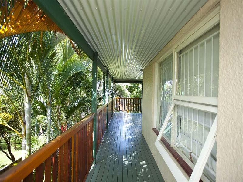 14 Biplex Street, Mansfield QLD 4122