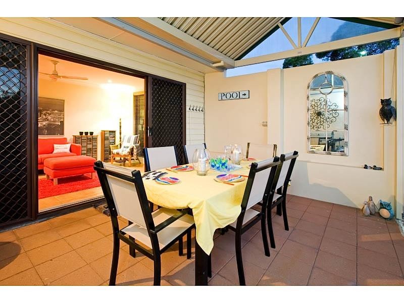 1 Wendy Place, Wishart QLD 4122