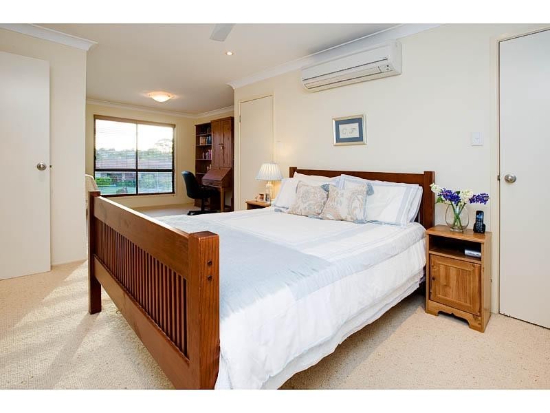 1 Wendy Place, Wishart QLD 4122