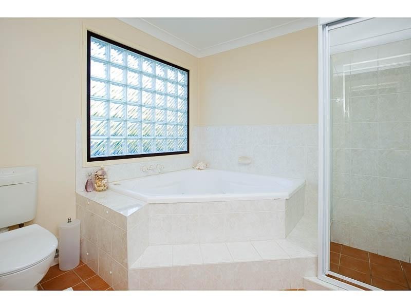 1 Wendy Place, Wishart QLD 4122