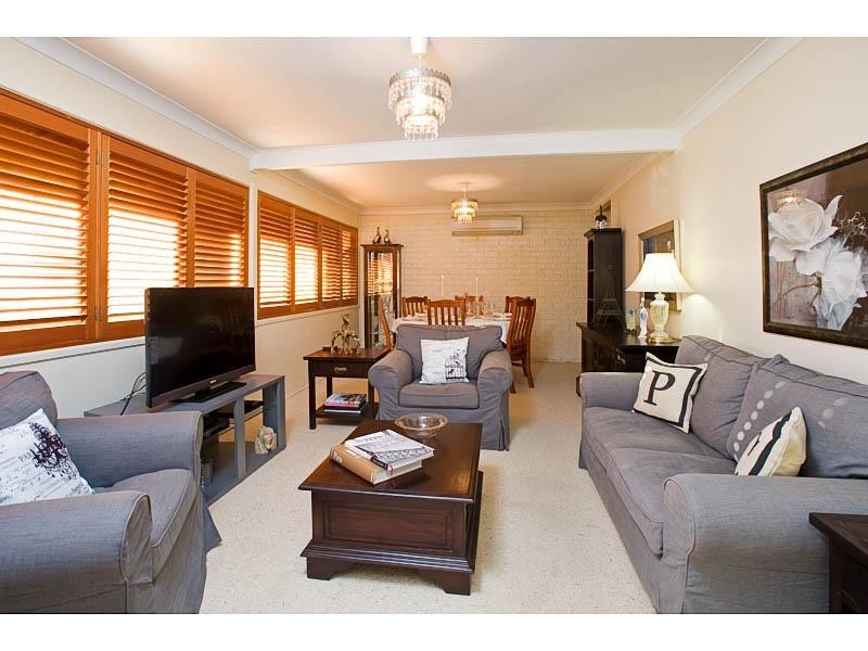 1 Wendy Place, Wishart QLD 4122