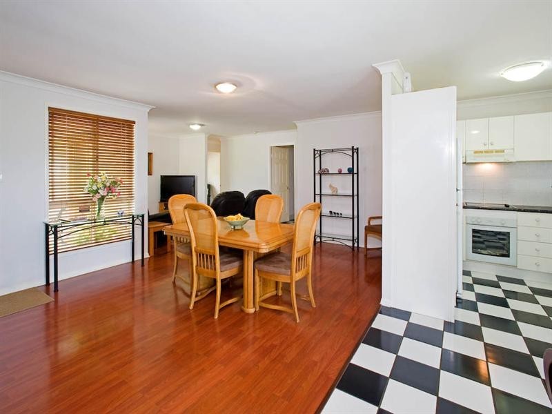 22 Tahan Crescent, Tanah Merah QLD 4128