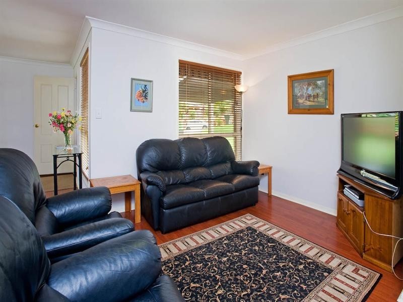 22 Tahan Crescent, Tanah Merah QLD 4128