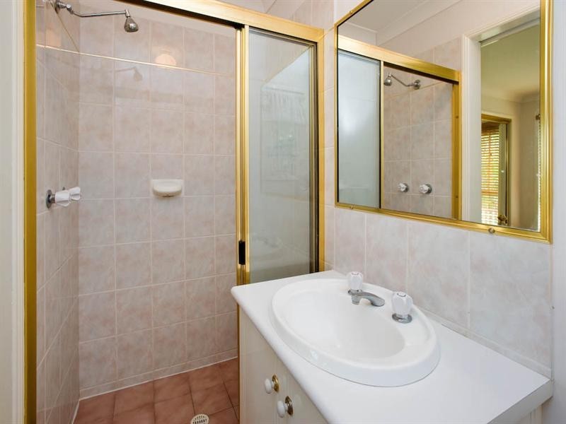 22 Tahan Crescent, Tanah Merah QLD 4128