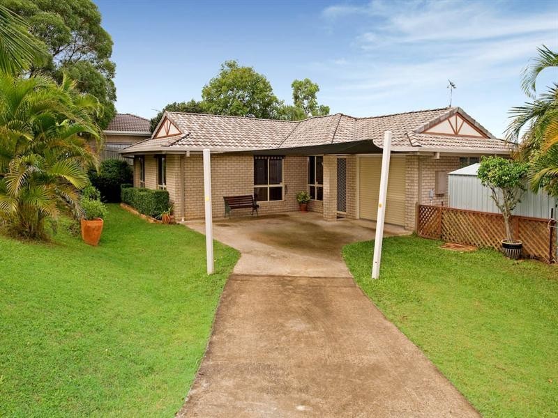22 Tahan Crescent, Tanah Merah QLD 4128
