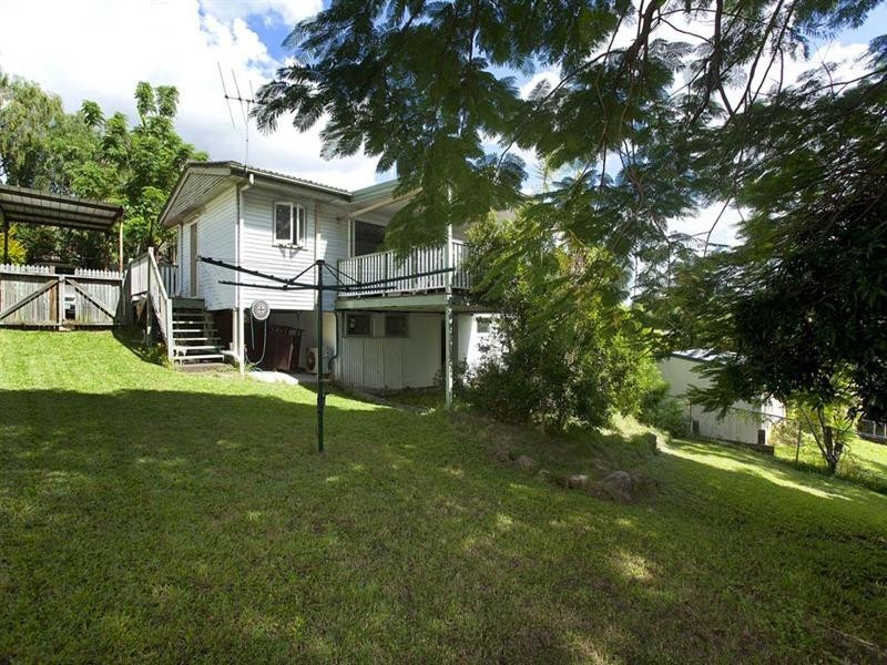 18 Allinga Street, Mount Gravatt East QLD 4122