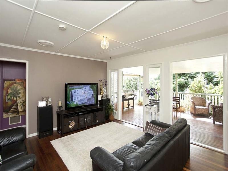 18 Allinga Street, Mount Gravatt East QLD 4122