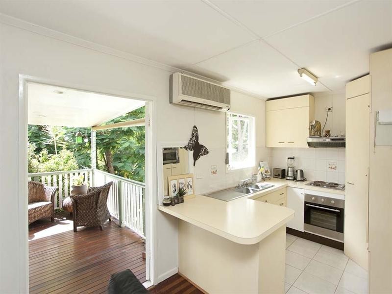 18 Allinga Street, Mount Gravatt East QLD 4122