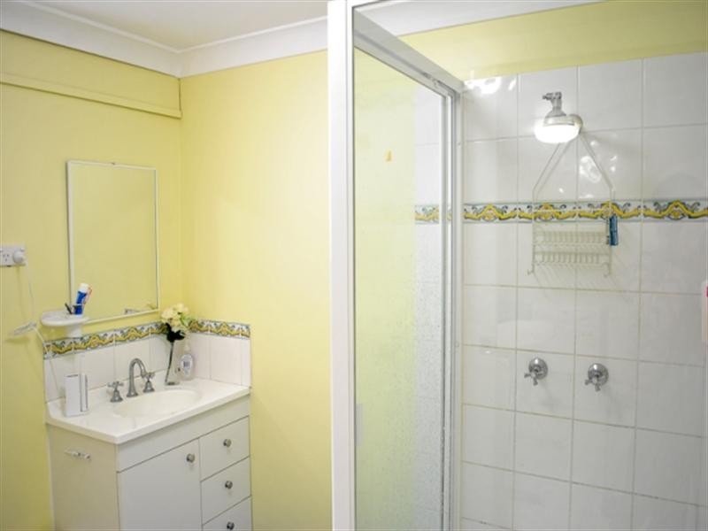 18 Morialta Street, Mansfield QLD 4122