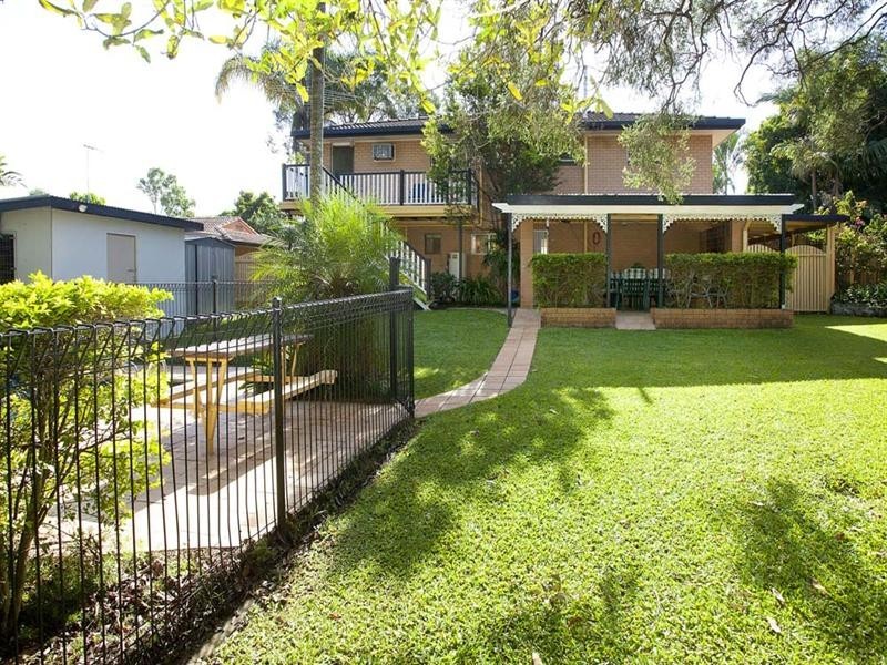 11 Thornhill Street, Springwood QLD 4127