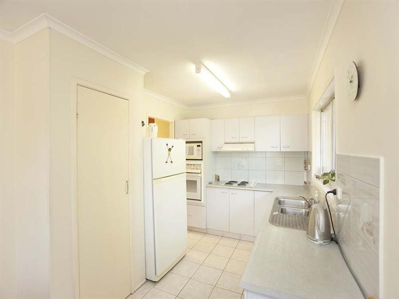 11 Thornhill Street, Springwood QLD 4127