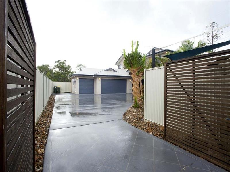 10 Holland Place, Carindale QLD 4152