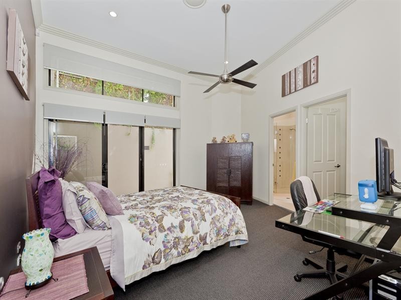 . Treacher Street, Upper Mount Gravatt QLD 4122