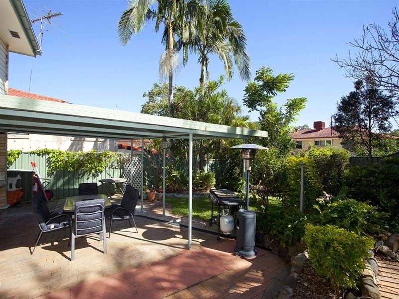 101 Wadley Street, Macgregor QLD 4109